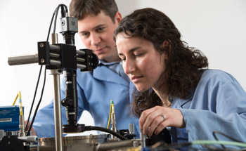 Engineering Silicon Nanowires to Convert Sunlight into Electricity